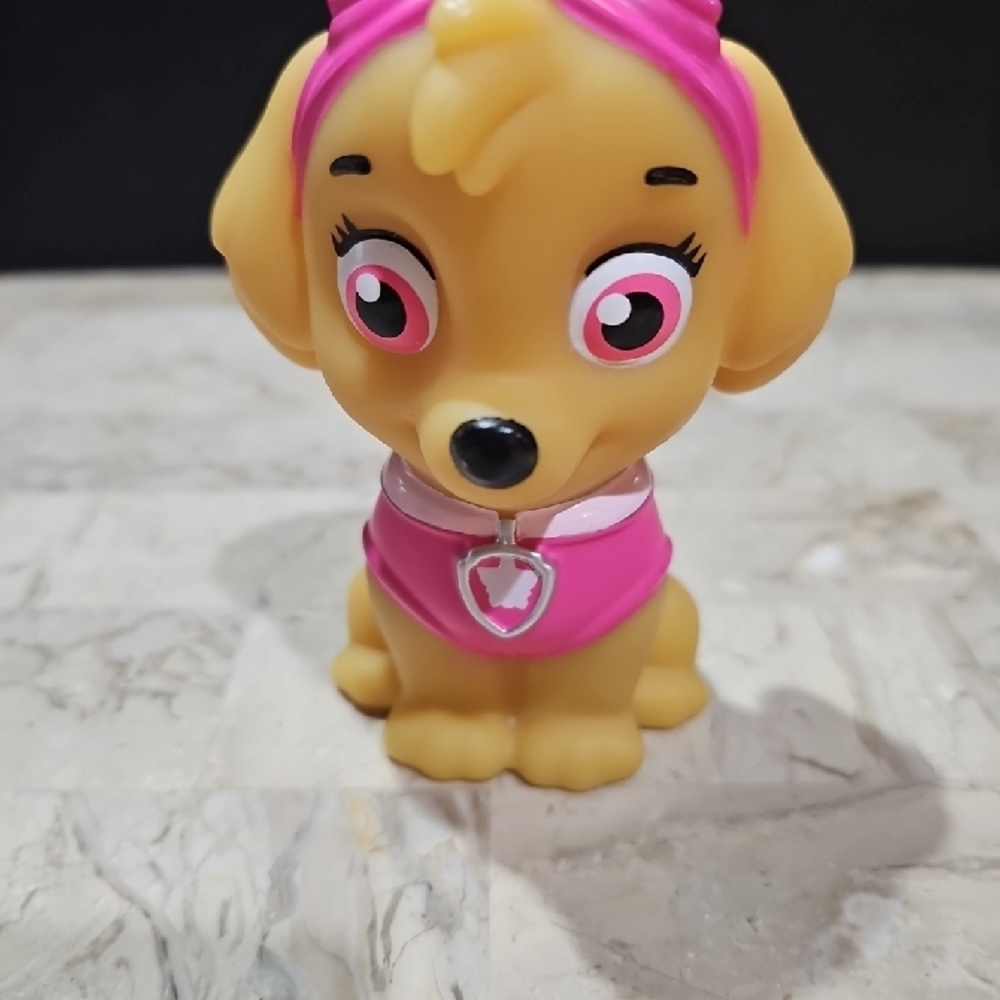 2017 Spin Master Paw Patrol SKYE illumi-Mates Color Changing LED Night Light‎